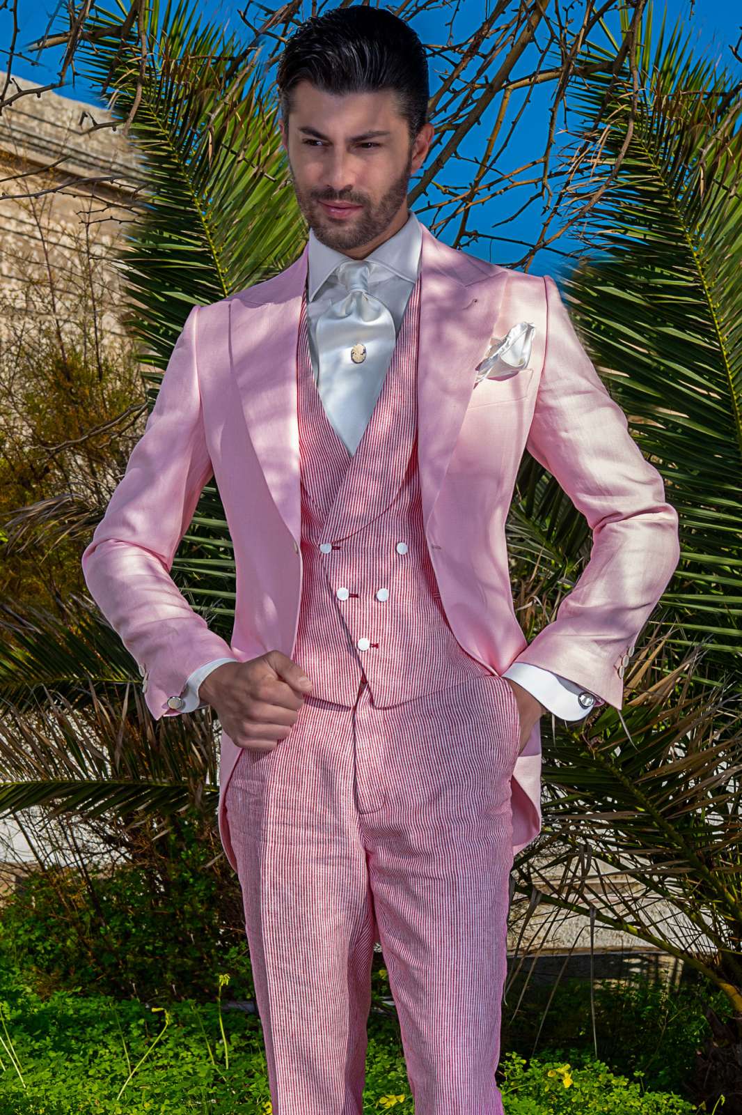 Chaqué - Levita de novio rosa en tejido de lino. Traje de novio 2552 Mario Moyano